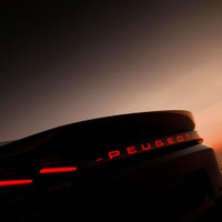 プジョー 408 GT HYBRID 改良新型