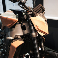 製造・デザインエリアに展示されている『MT-09』のクレイモデル