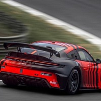 ポルシェ『911 GT4 R』