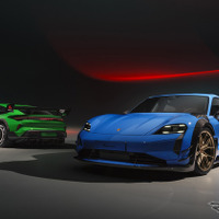 ポルシェ「タイカン・ターボGT（バイザッハ・パッケージ）」の「マンタイ・キット」装着車