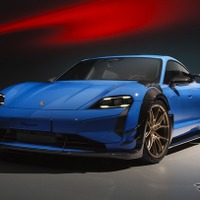 ポルシェ「タイカン・ターボGT（バイザッハ・パッケージ）」の「マンタイ・キット」装着車
