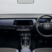 ホンダ フィットCROSSTAR 現行