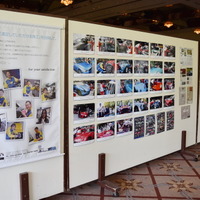 アペックスが手がけたモーターショーのデモ車両の写真も展示された
