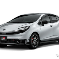 GRパーツを装着した新型トヨタ『アクア』