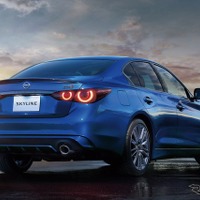 日産 スカイライン 現行