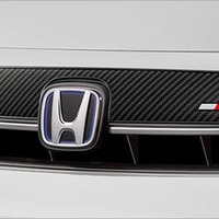 ホンダ『フィット』改良新型に対応する無限パーツ