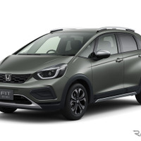 ホンダ『フィット』改良新型の「クロスター」