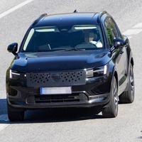 ボルボ XC40 改良新型の開発車両