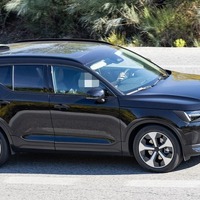 ボルボ XC40 改良新型の開発車両