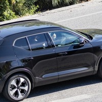 ボルボ XC40 改良新型の開発車両
