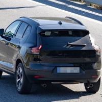 ボルボ XC40 改良新型の開発車両