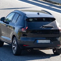 ボルボ XC40 改良新型の開発車両