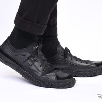 SEAL × SPINGLE Waterproof SNEAKER