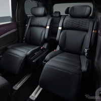 日産 エルグランド AUTECH LINE