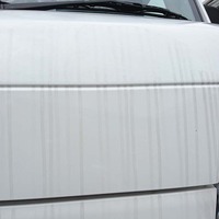 洗車を少しサボったら「白いウロコ汚れ」「黒い筋」などが残る…車の水アカを落とす正しい方法とは？　デメリットと注意点を知る
