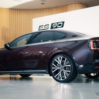 ボルボ ES90