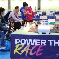 ペダル発電を使ったレース体験
