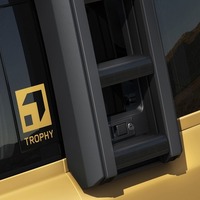 ディフェンダーの「DEFENDER TROPHY EDITION 2027」