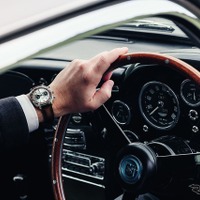 「トップタイムB01 クロノグラフ 41 トリビュート トゥ Aston Martin DB5」