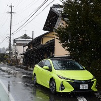 季節外れの雪に見舞われながら信州をドライブ。