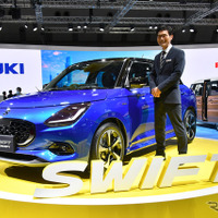 スイフトコンセプトCMFデザイン担当の鈴木正哉さん（ジャパンモビリティショー2023）