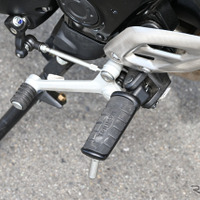 トライアンフ Thruxton 400（スラクストン400）