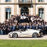 ブガッティ『W16ミストラル』の最終モデル