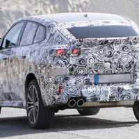 BMW X2 改良新型プロトタイプ