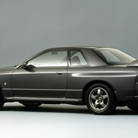 日産 スカイライン R32型