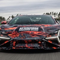 ランボルギーニ『レヴエルトSV』がホッケンハイムリンクで市販車最速ラップ