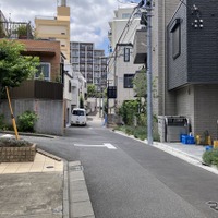 生活道路の例：法定速度30km/h