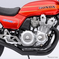 AUTOart 1/12スケール ホンダ CB750F「バリバリ伝説」（「巨摩 郡」ヘルメット付属）