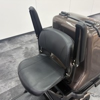 特定小型4輪「ELEGRAN」の新グレード「プレミアム」