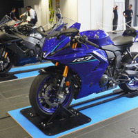 ヤマハ YZF-R7