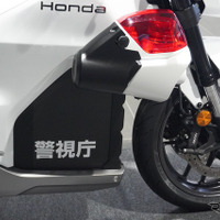 警視庁が展示した白バイ仕様のホンダ WN7