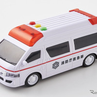 西松屋のPBブランド「SmartAngel」の「ミニリアルサウンド救急車」