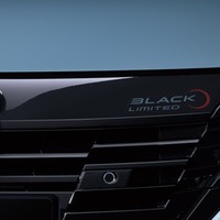 日産ノート オーラ NISMOの「Black Limited」