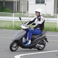 二輪安全運転診断アプリのデモンストレーション