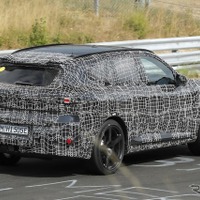 BMW iX5 M 市販型のプロトタイプ