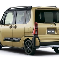 ダイハツ・タント・ファンクロスターボ 2WD