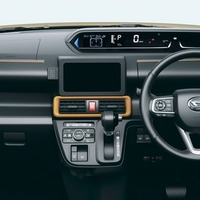 ダイハツ・タント・ファンクロスターボ 2WD