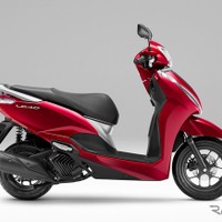 ホンダ・リード125（キャンディーラスターレッド）