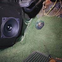 51年前のアメ車でスマホの音楽を楽しむ！ 1971年型オールズモビル『カトラス』を現代オーディオ化［car audio newcomer］by 東京車楽　前編