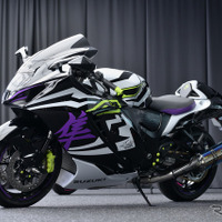 スズキ Hayabusa Tuned by JURI