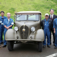 「九五式小型乗用車（通称：くろがね四起）」