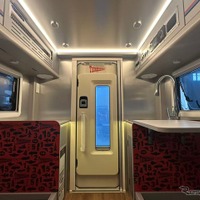 車内エントランス（試作・監修中のもの）