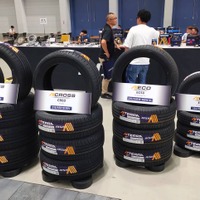 車重増で需要拡大！電動化時代にこそ重要性増す「タイヤ」が出展増で存在感放つ【オートアフターマーケット東北2026】
