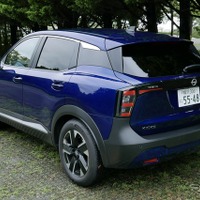 日産 キックス X e-4ORCE・4WD