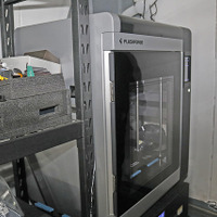 MSTには3Dプリンターが大（1台）、中（2台）、小（2台）を完備。製作するパーツに合わせて設備を選べる設定になっている。