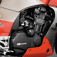 週刊 カワサキ Ninja GPZ900R